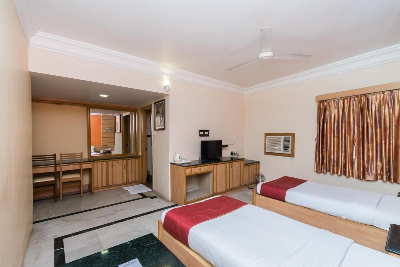 Hotel Kings Crown Vip Road Calcuta Exterior foto